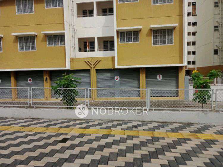 Shared Room for Female In 2 BHK  In A19  In  Pimpri-chinchwad, 