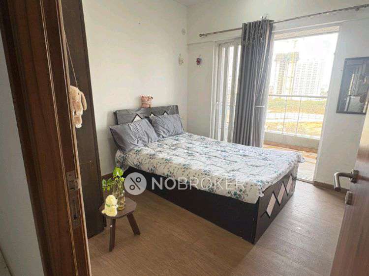 Single Room for Female In 3 BHK  In Florida Riverwalk In Mundwa