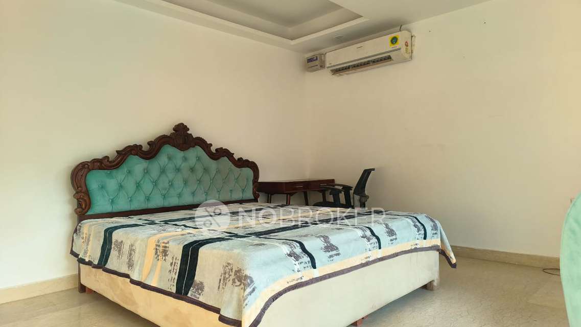 4+ BHK House for Rent  In Sector 57 Road