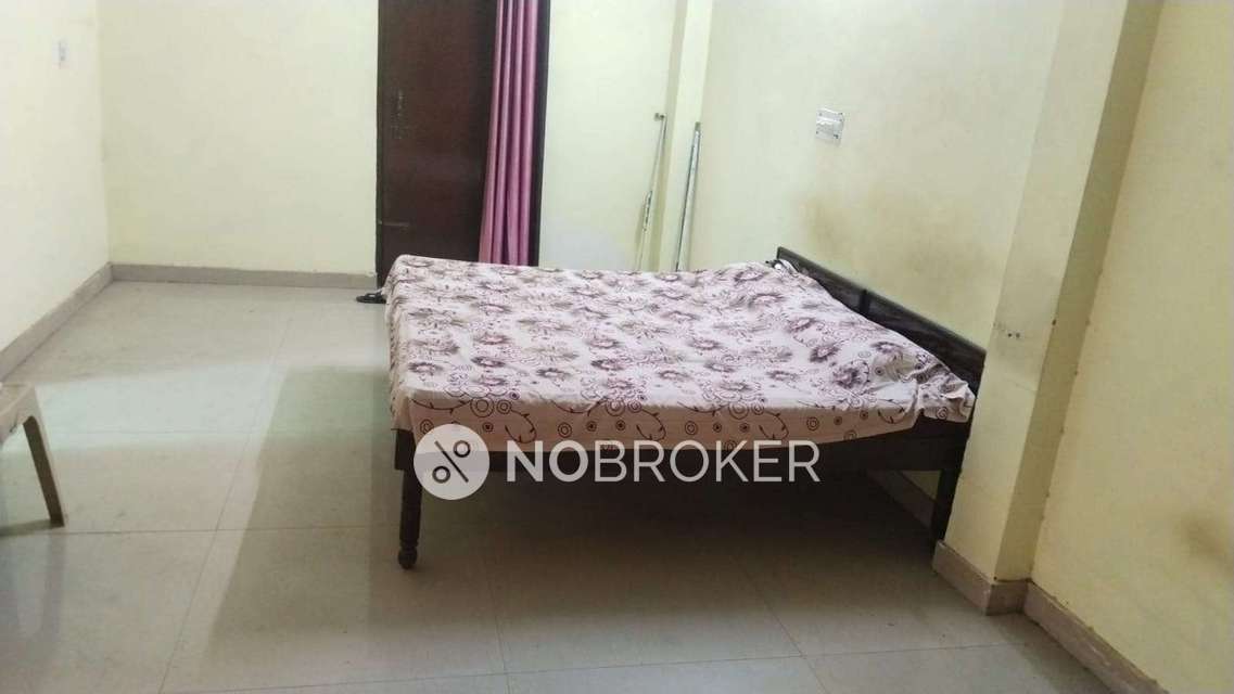 1 RK House for Rent  In  Sector 38