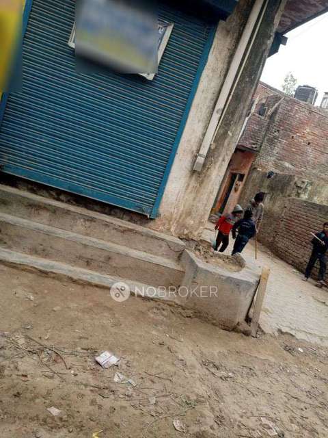 Shop in Roshan Nagar , Faridabad for Rent 