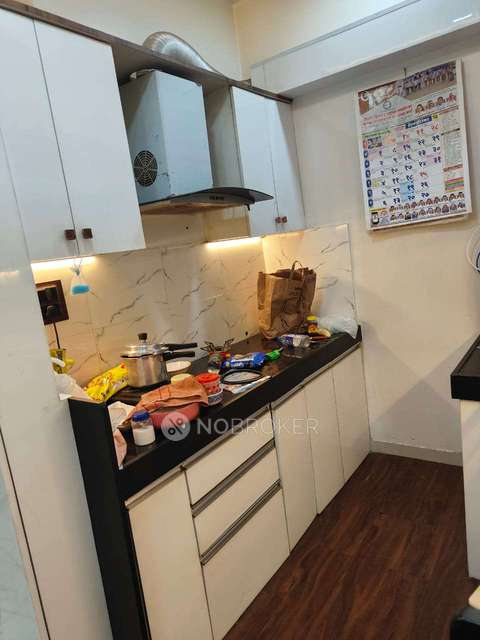 Single Room for Female In 2 BHK  In Splendid Lakeview In Balaji Nagar