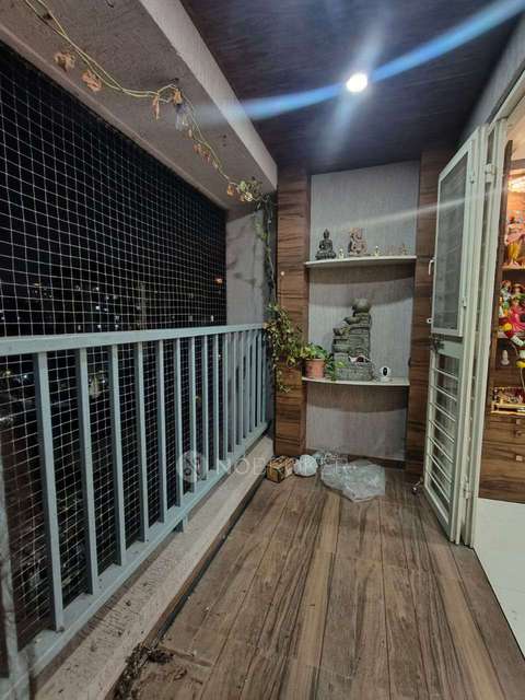 Single Room for Female In 2 BHK  In Splendid Lakeview In Balaji Nagar