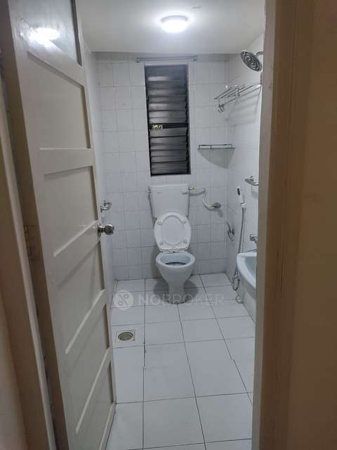2 BHK Flat In Peninsula Apartments for Rent In Peninsula Apartments
