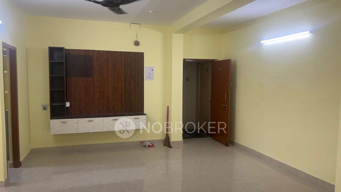 2 BHK Flat In Aswini Appartment for Rent  In Abiramapuram