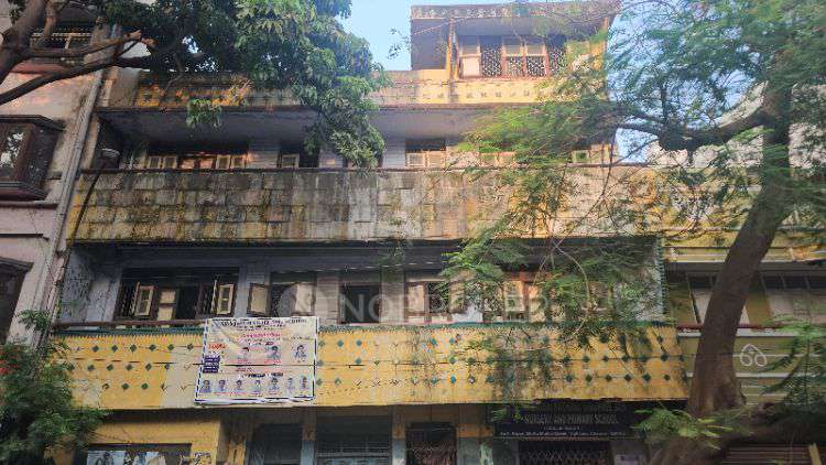 Commercial Property in 166 / 281, Triplicane High Rd, Padupakkam, Triplicane, Chennai, Tamil Nadu 600005, India, Chennai for sale