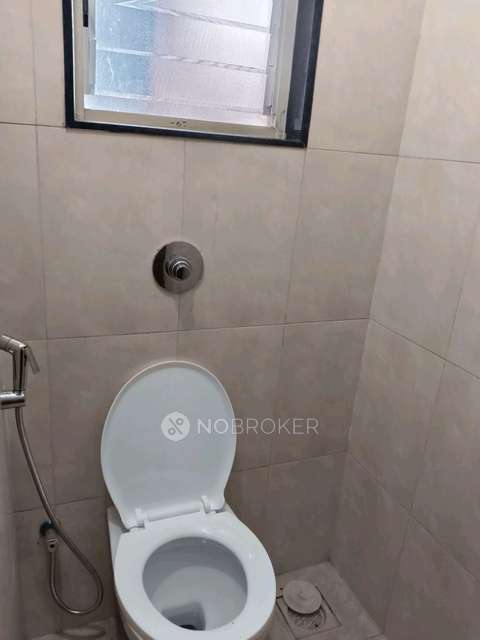 1 BHK Flat In Yashwant Apartment for Rent  In Phoenix Mall Of The Millennium