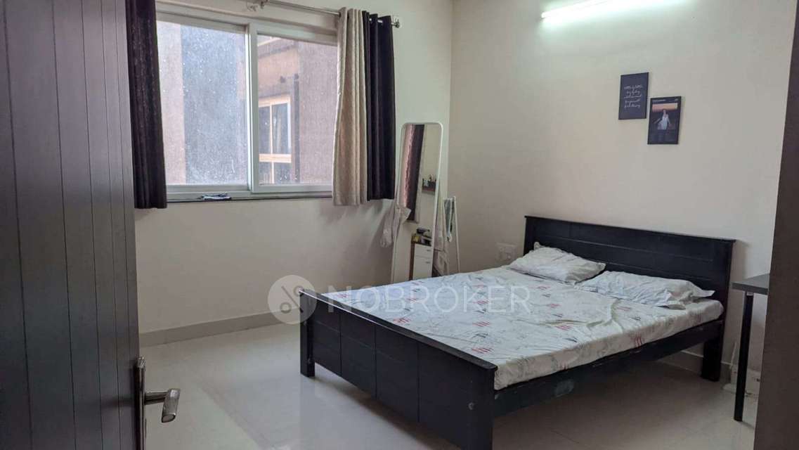 Single Room for Female In 3 BHK  In Pashmina Waterfront In Battarahalli