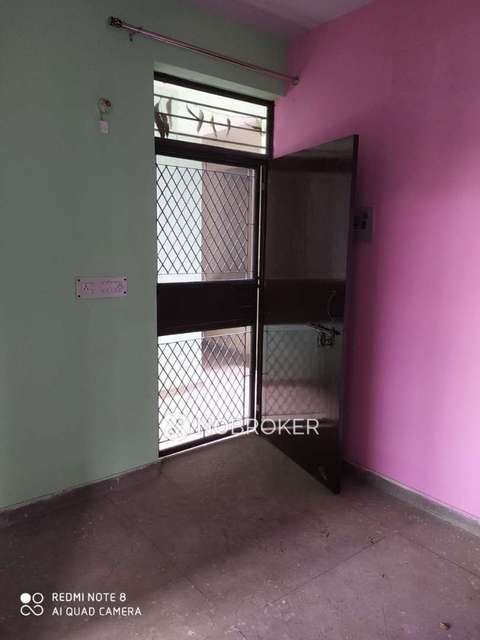 1 BHK Flat In Shree Krishna Appartment Sector 117 Noida  For Sale  In Sector 117