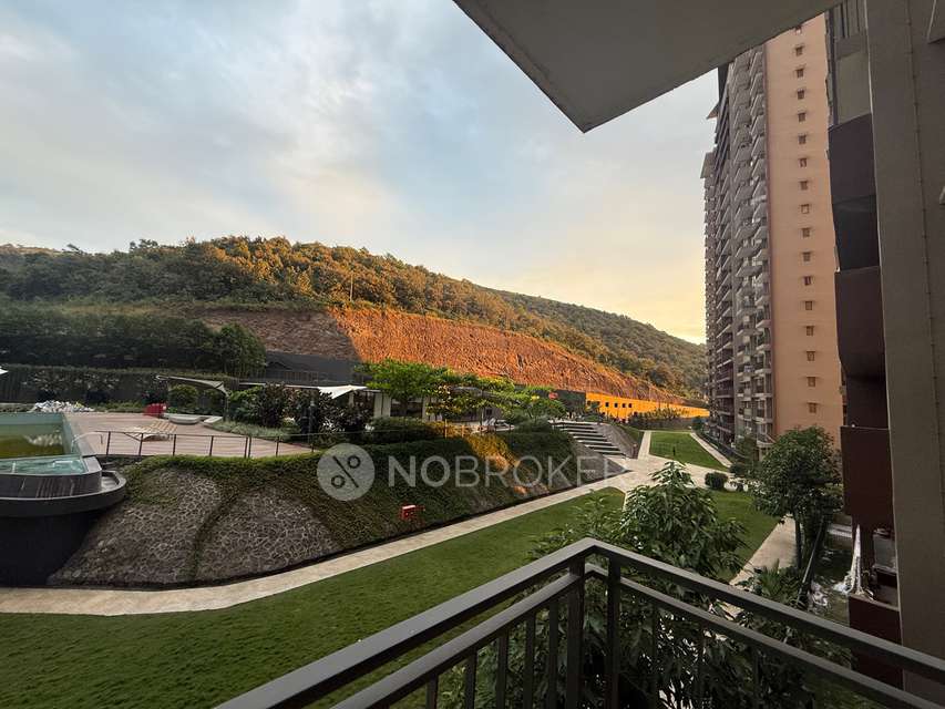 3 BHK Flat In Shapoorji Pallonji Yahavi  for Rent  In Yahavi T2 - Pine