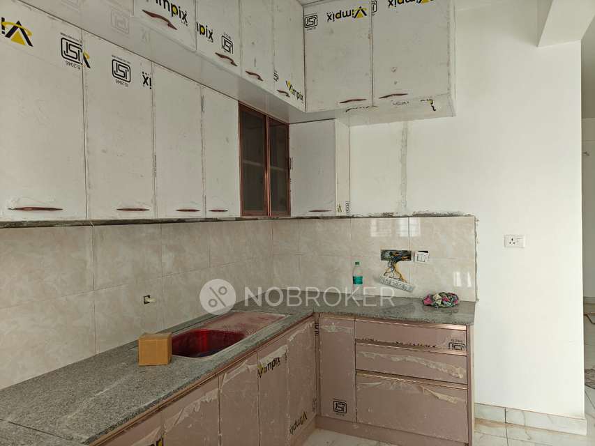 2 BHK Flat In Signature Splendor, Chandapura For Sale  In Chandapura