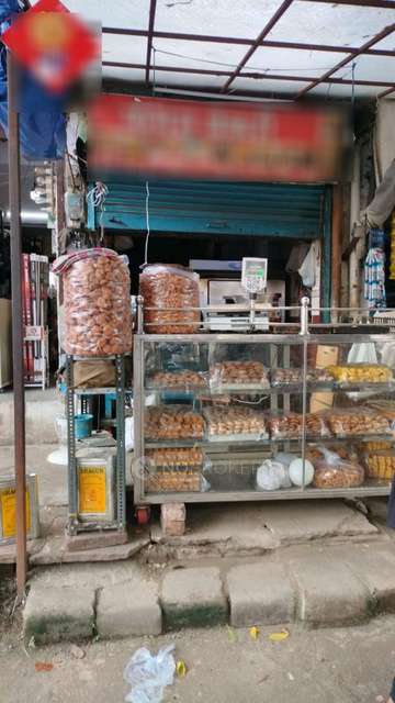 Shop in Trilokpuri, Delhi for sale 