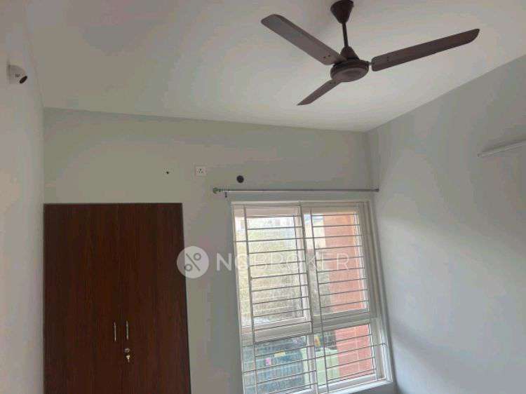 2 BHK Flat In Pearl Aster for Rent  In Pearl Aster