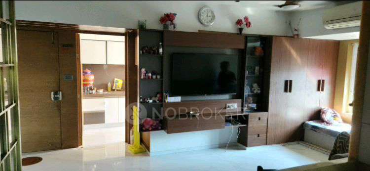 2 BHK Flat In Sai Leela Co.op. Hosing Soceity.  For Sale  In Saileela Building, 7v48+j2g, Cs Rd, Near Ashirwad Hospital, Anand Nagar, Dahisar East, Mumbai, Maharashtra 400068, India