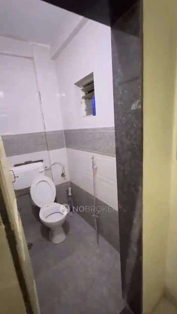 1 BHK Flat In Standalone Building  for Rent  In Gokhalenagar
