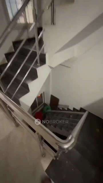 1 BHK Flat In Standalone Building  for Rent  In Gokhalenagar