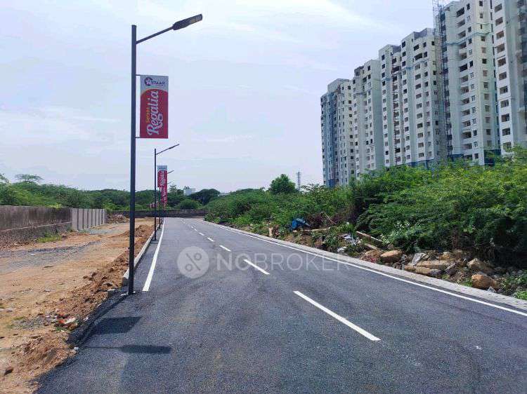 Plot For Sale  In On Road Omr Projects Regalia  In Kelambakkam - Vandalur Rd
