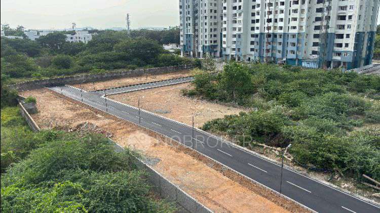 Plot For Sale  In On Road Omr Projects Regalia  In Kelambakkam - Vandalur Rd