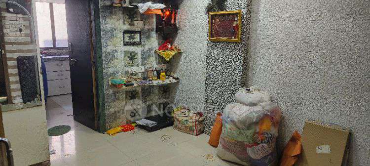 1 RK Flat In Muktai Niwas Building  for Rent  In Old Anjirwadi Number 1 Ln