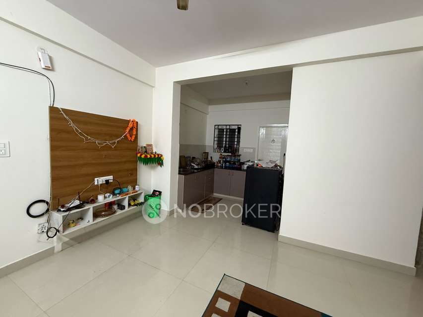 Single Room for Female In 2 BHK  In Akshaya #09 In Panathur