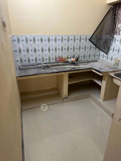 2 BHK Flat In Krishna Apartment for Rent  In Morrison 5 Street
