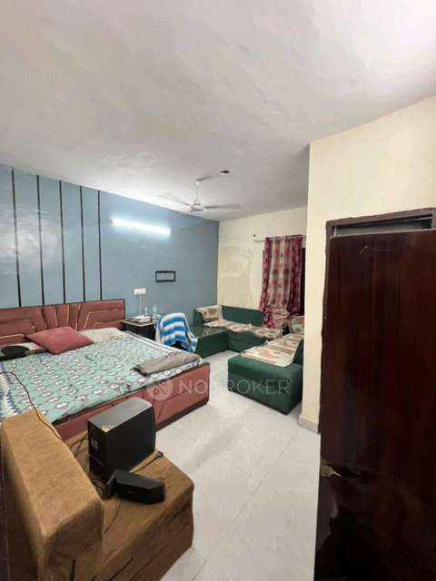 PG for Anyone in F Block Jeewan Park Road