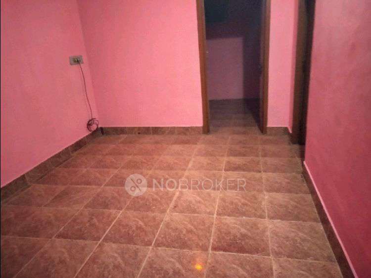 2 BHK House for Rent  In Big Street