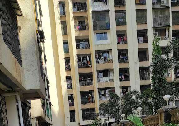 1 BHK Flat In Pyar Ali Apartment, Kurla East For Sale  In Kurla West