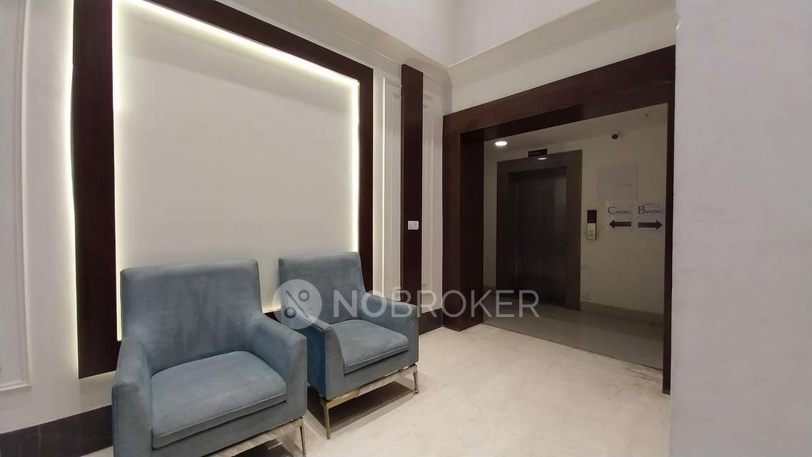 2 BHK Flat In Omkar Signet, Malad East, Mumbai For Sale  In Malad East, Mumbai
