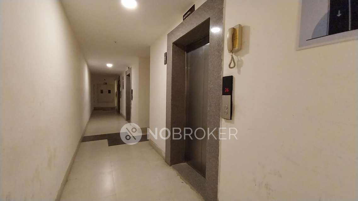 2 BHK Flat In Omkar Signet, Malad East, Mumbai For Sale  In Malad East, Mumbai