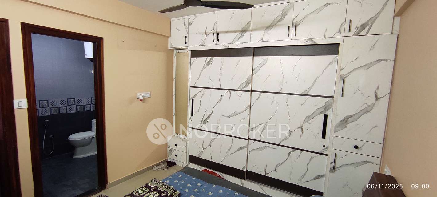 2 BHK Flat In A N Omkar Apa For Sale  In Kumaraswamy Layout