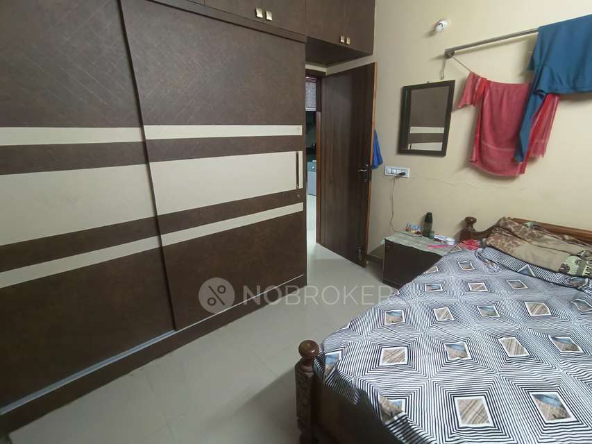 2 BHK Flat In A N Omkar Apa For Sale  In Kumaraswamy Layout