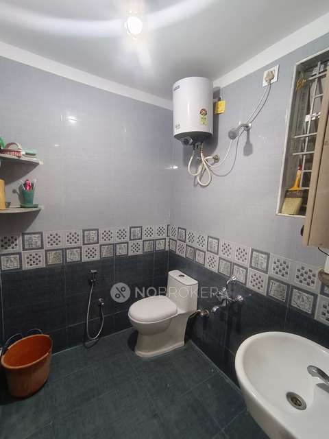 2 BHK Flat In A N Omkar Apa For Sale  In Kumaraswamy Layout