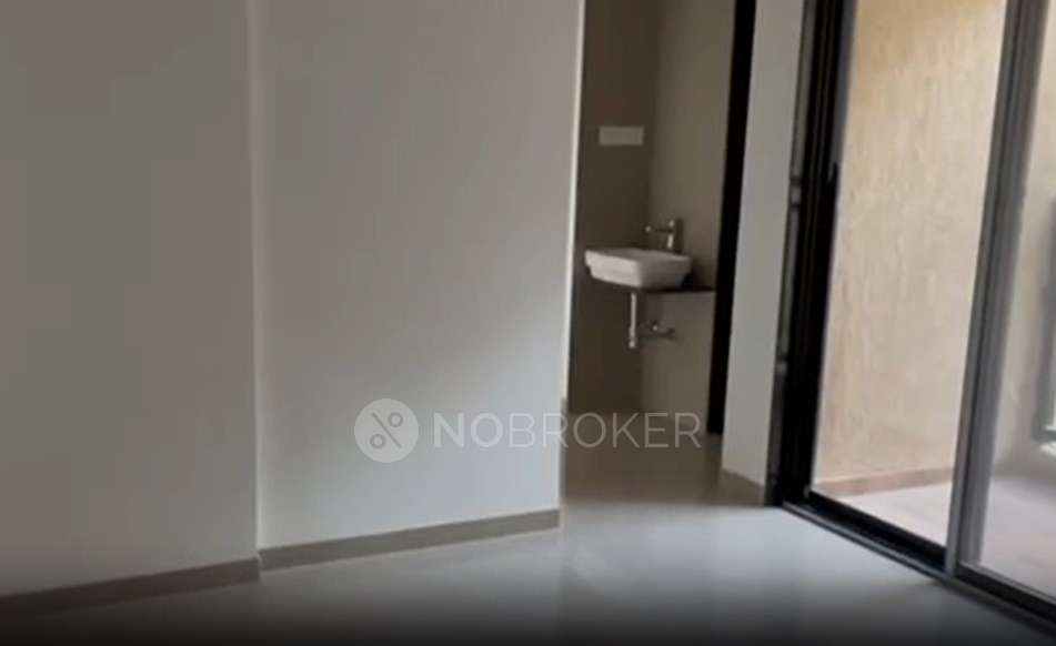 3 BHK Flat In Nb Towers for Rent  In Spine Road