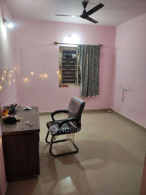 Shared Room for Male In 1 BHK  In , Sri Guru Murthy Swami Nilaya  In Hoodi