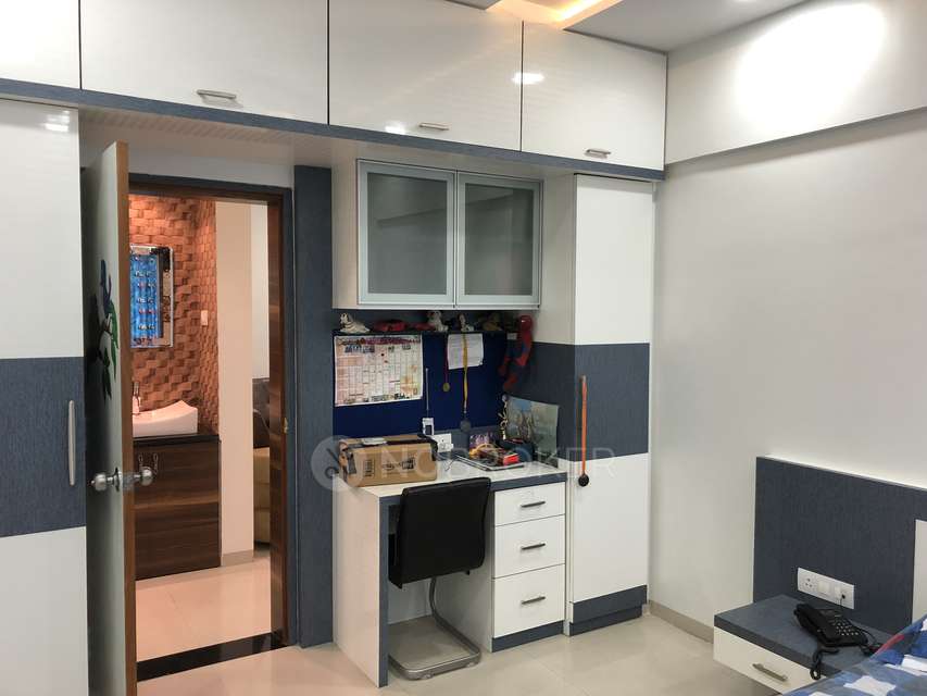 3 BHK Flat In Msr Queenstown  for Rent  In  Udyog Nagar