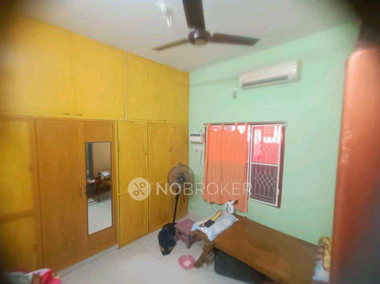 4+ BHK House For Sale  In Sembakkam