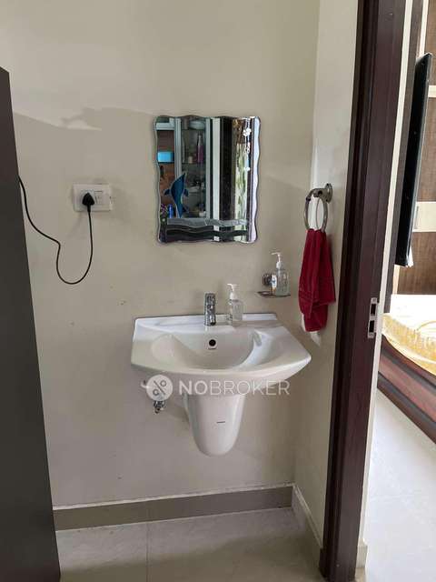 3 BHK Flat In Tnr Maanas Apartment For Sale  In L B Nagar