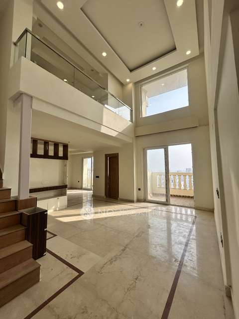 3 BHK Flat In Ansal Royal Heritage for Rent  In Sector 70