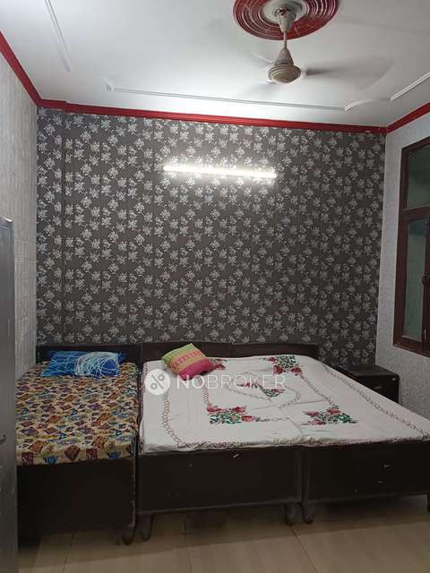 PG for Boys in Sector 17