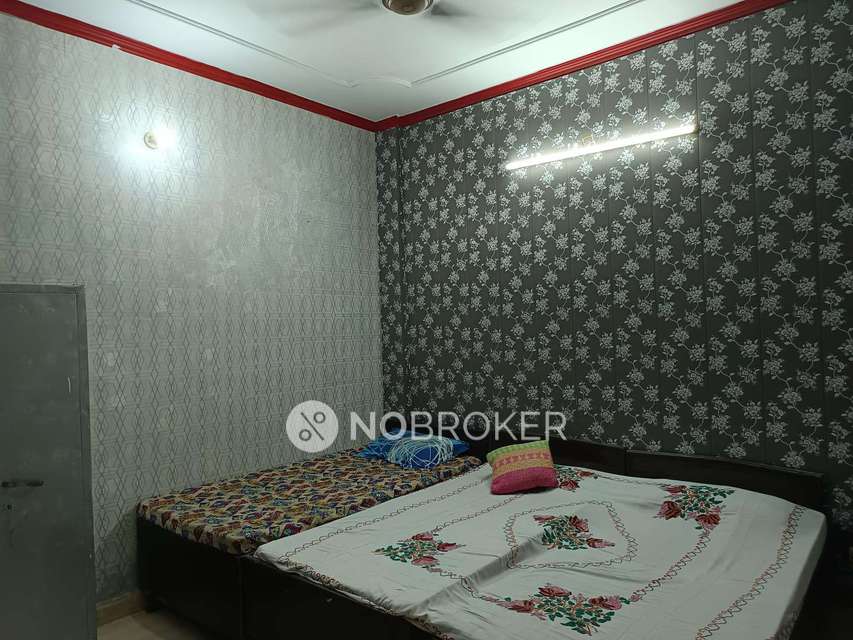 PG for Boys in Sector 17