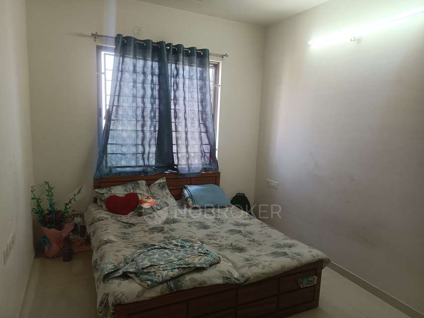 Shared Room for Female In 2 BHK  In Rohan Ipsita In  Hinjawadi
