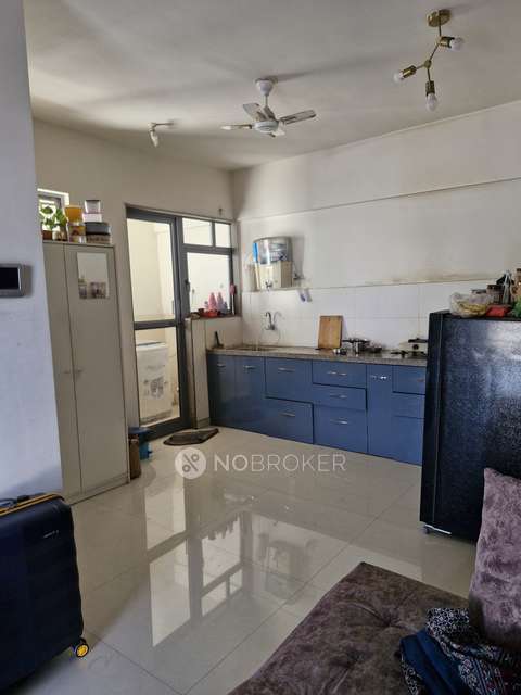 Shared Room for Female In 2 BHK  In Rohan Ipsita In  Hinjawadi