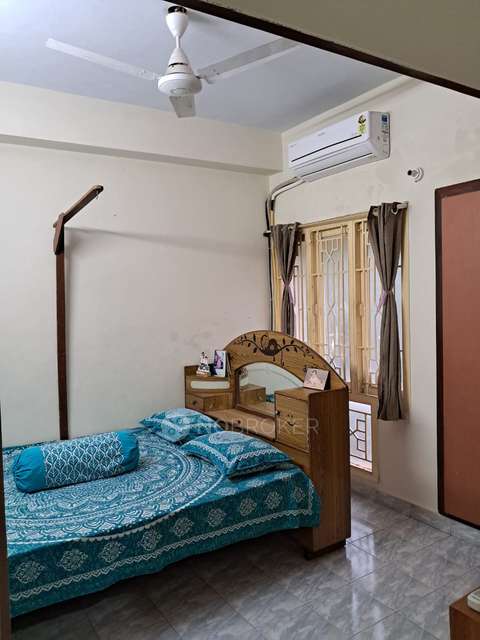 2 BHK Flat In Janakiram Apartments For Sale  In Janakiram Apartments