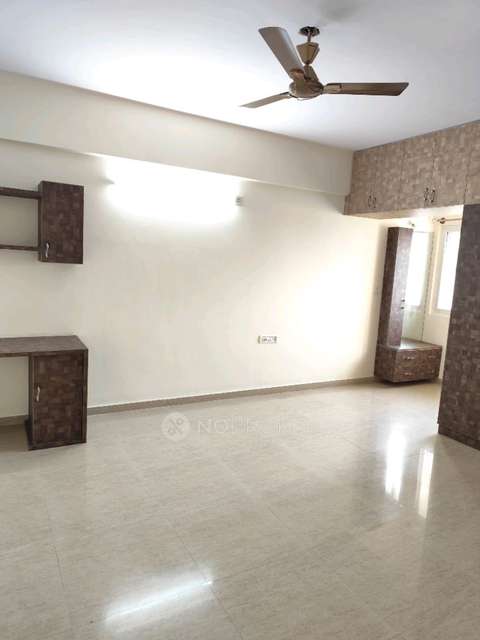 2 BHK Flat In Arya Hamsa Apartment For Sale  In Jp Nagar
