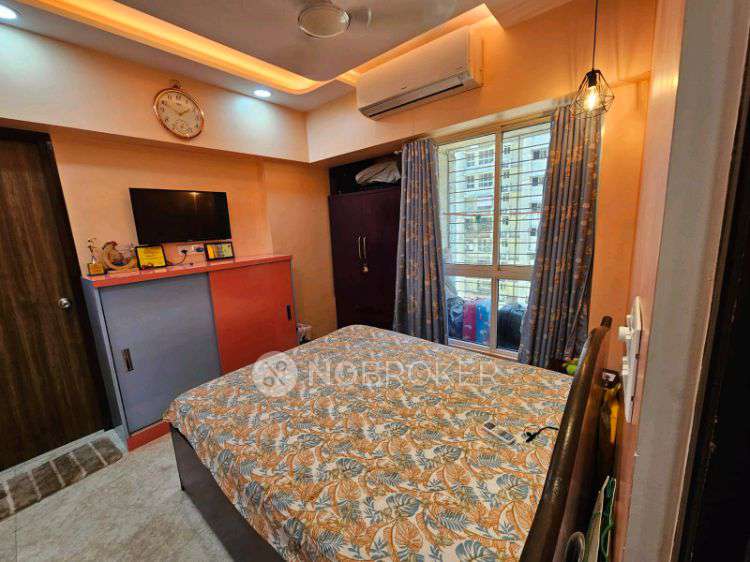 1 BHK Flat In Lodha Amara For Sale  In Thane