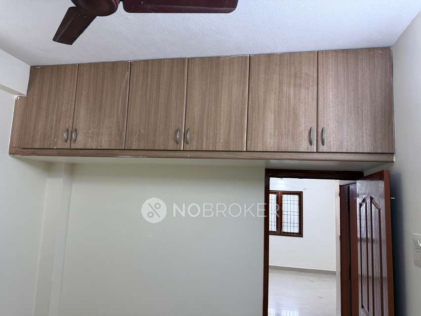 2 BHK Flat In Sree Guru Akash, Madipakkam For Sale  In Madipakkam