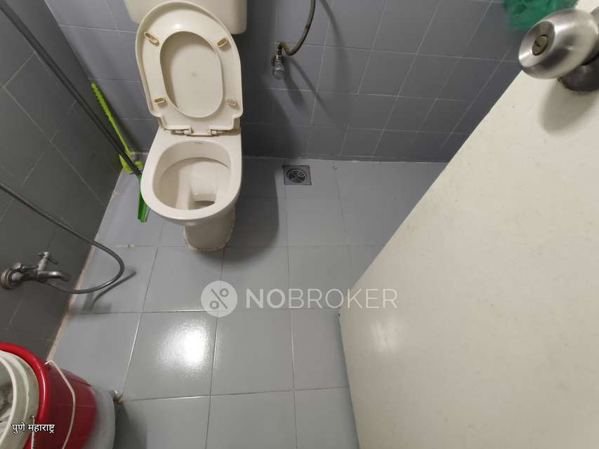 2 BHK Flat In Bramha Majestic For Sale  In Nibm Road