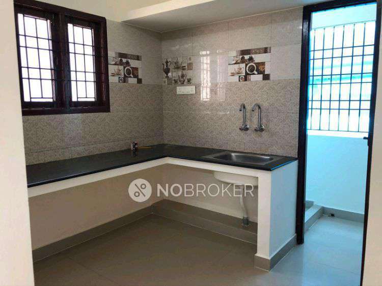 2 BHK Flat In Trinity Homes For Sale  In Puzhuthivakkam