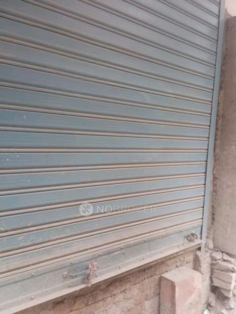 Shop in Burari, Delhi for Rent 